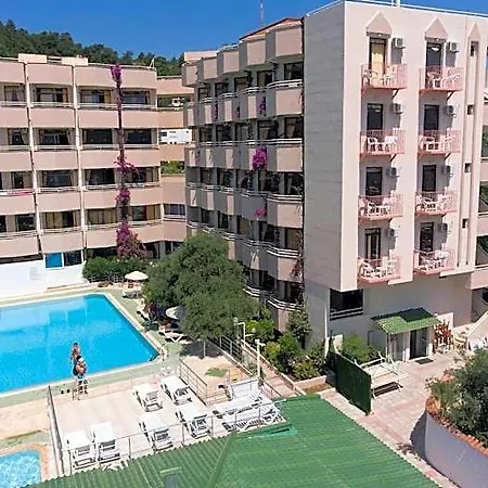 Amos Hotel 3*