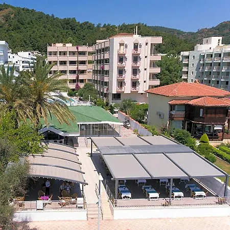 Amos Hotel 3*