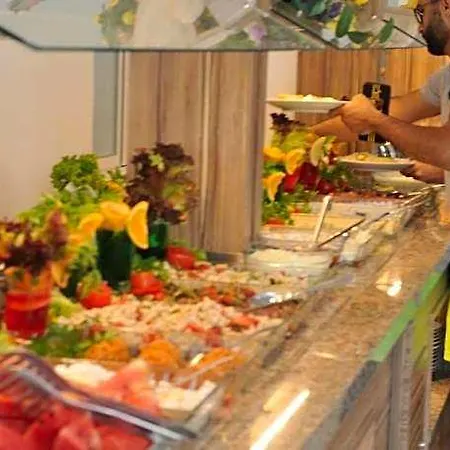 Amos Marmaris